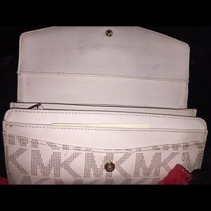 Authentic Michael Kors